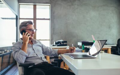 VoIP App vs Deskphone: What’s Best for My Business?